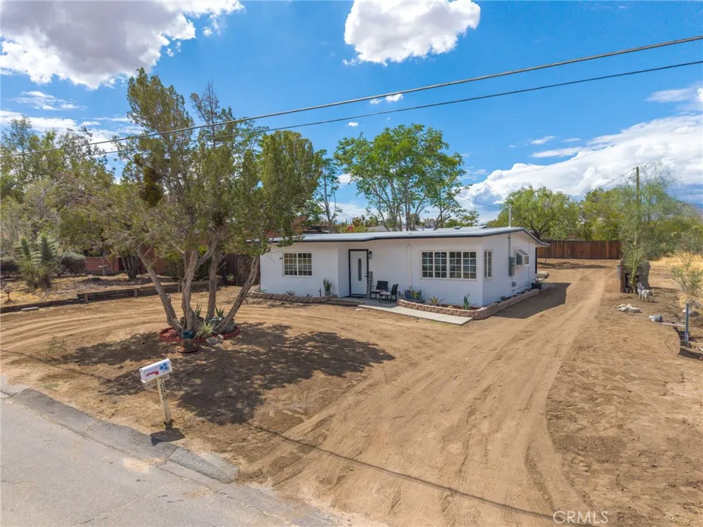 7888 Fox Trail Yucca Valley, CA 92284