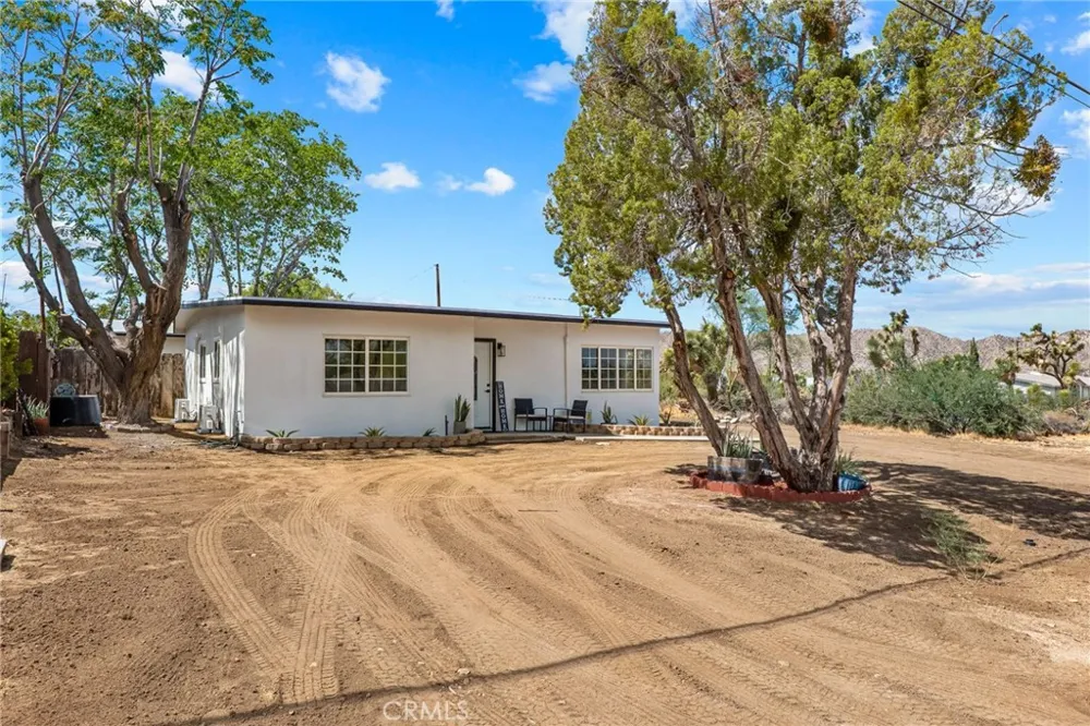 7888 Fox Trail Yucca Valley, CA 92284