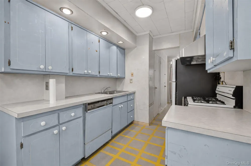 153-36 Booth Memorial Avenue Flushing, NY 11355