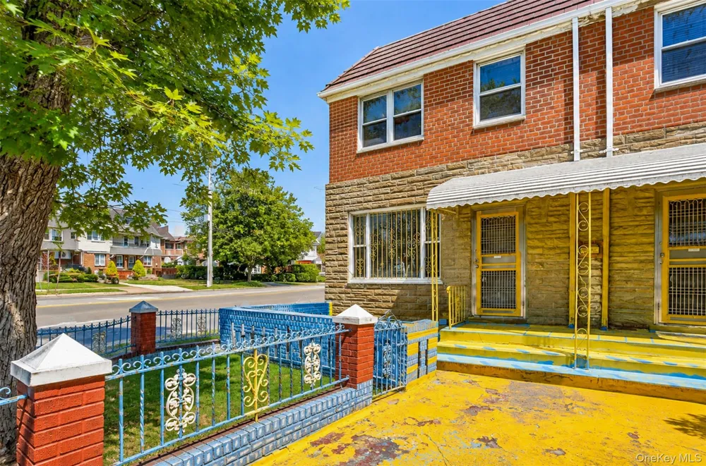 153-36 Booth Memorial Avenue Flushing, NY 11355
