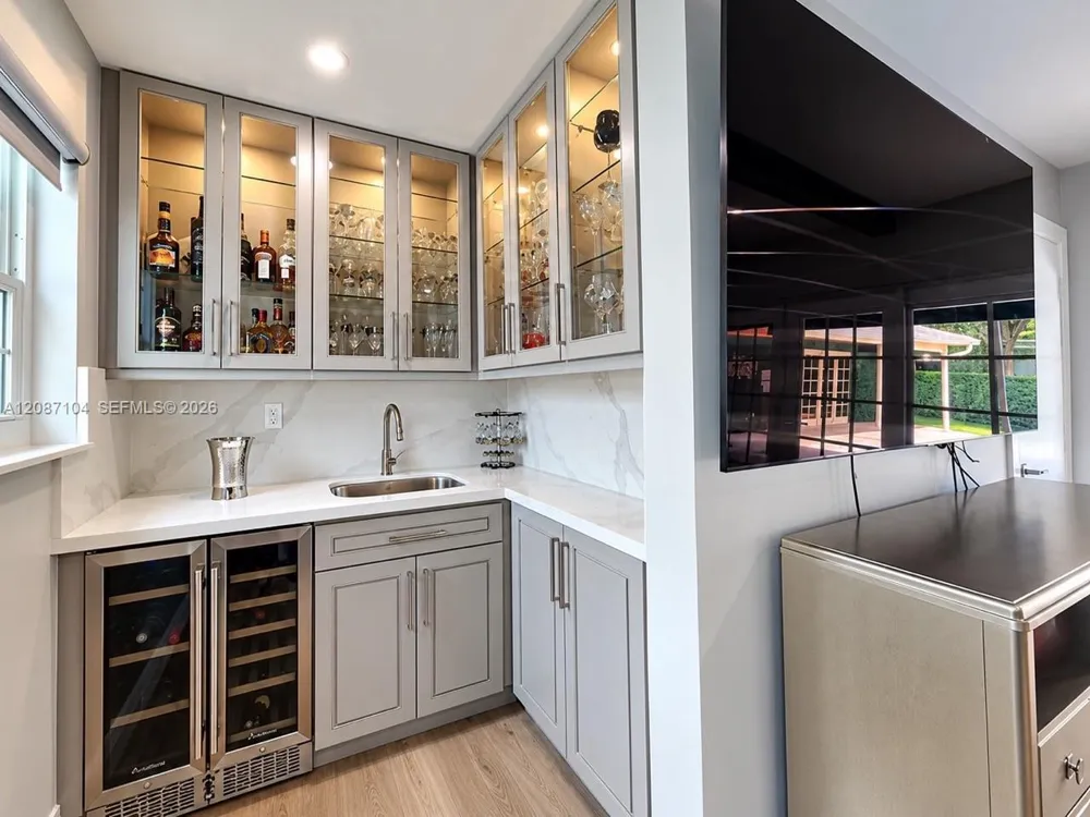 580 NW 66th Ave Plantation, FL 33317
