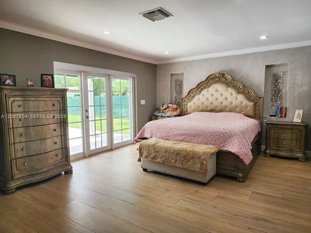 580 NW 66th Ave Plantation, FL 33317