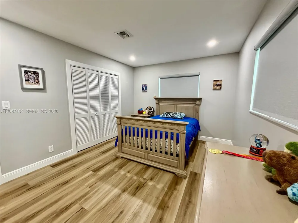 580 NW 66th Ave Plantation, FL 33317