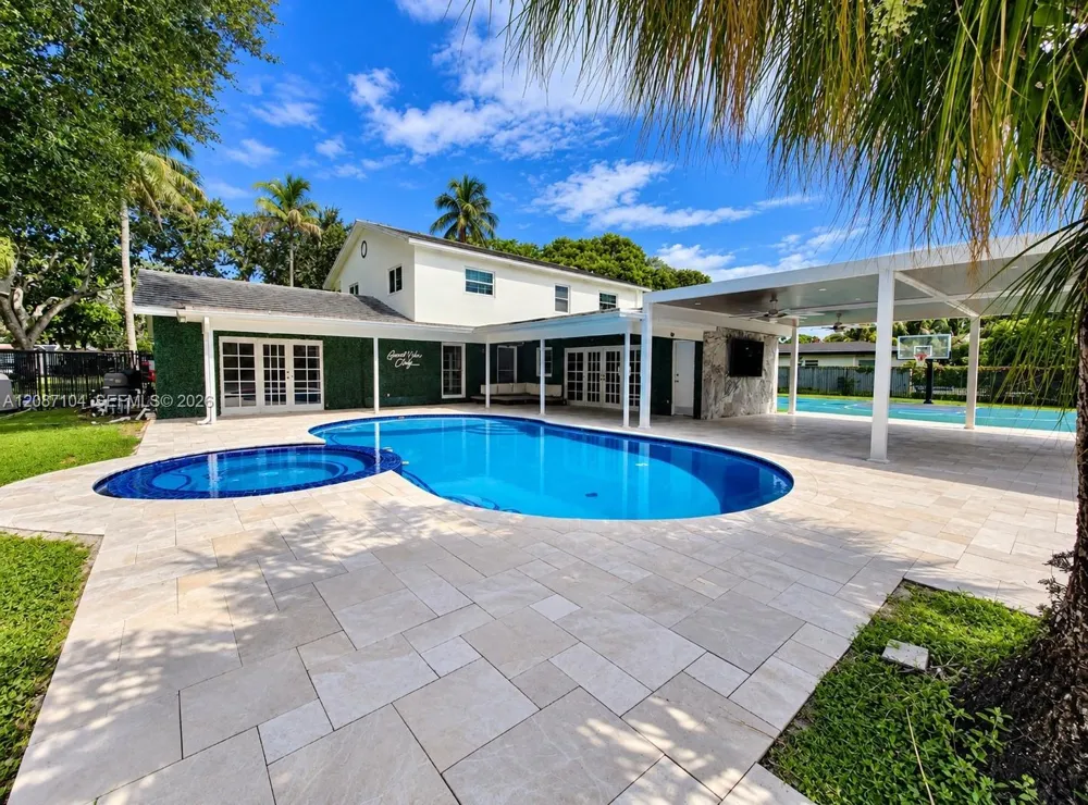 580 NW 66th Ave Plantation, FL 33317