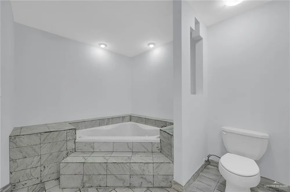3207 E San Luis Circle Mission, TX 78573