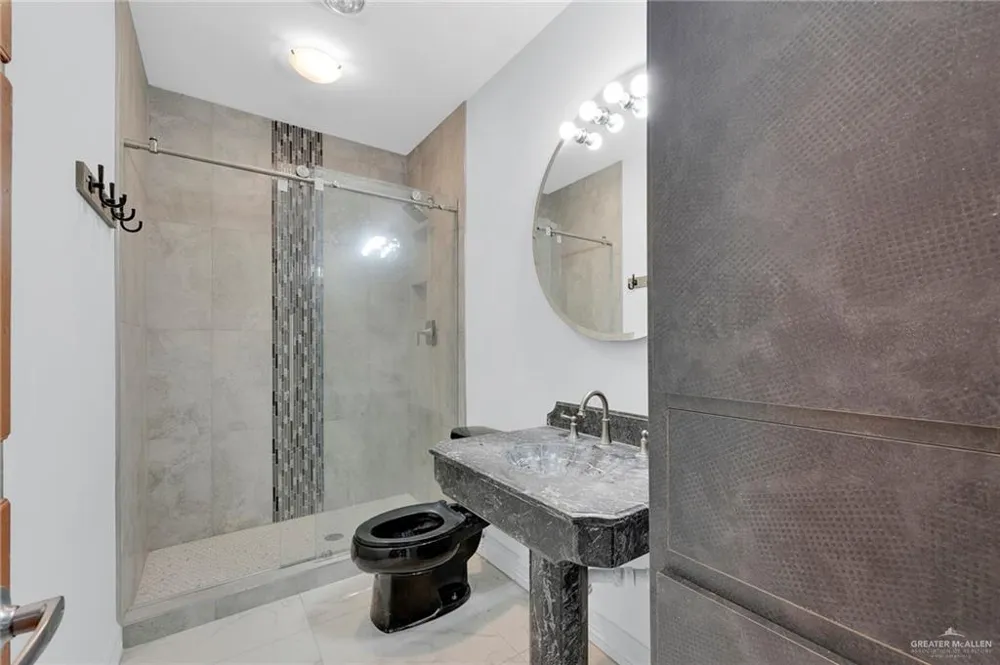 3207 E San Luis Circle Mission, TX 78573