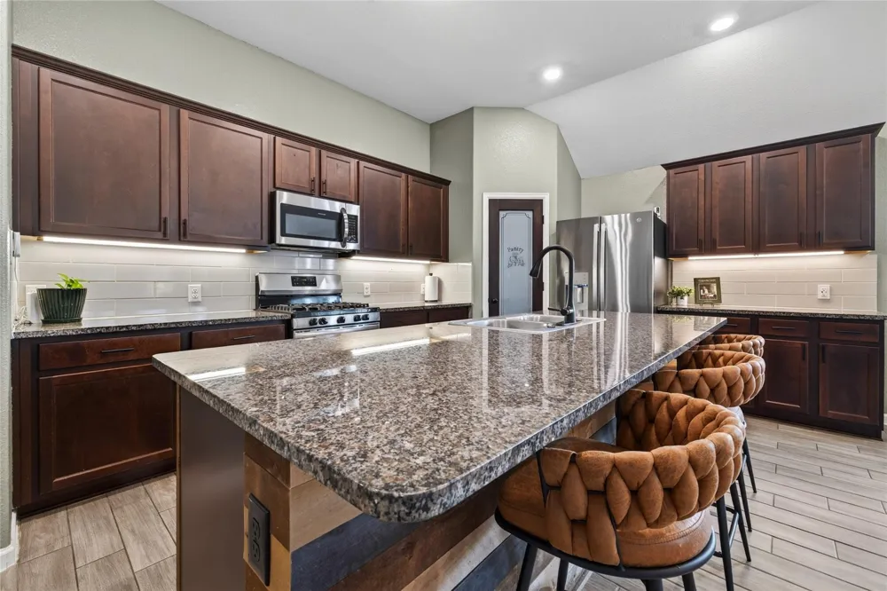 25526 Rancho Espirito Lane Katy, TX 77493
