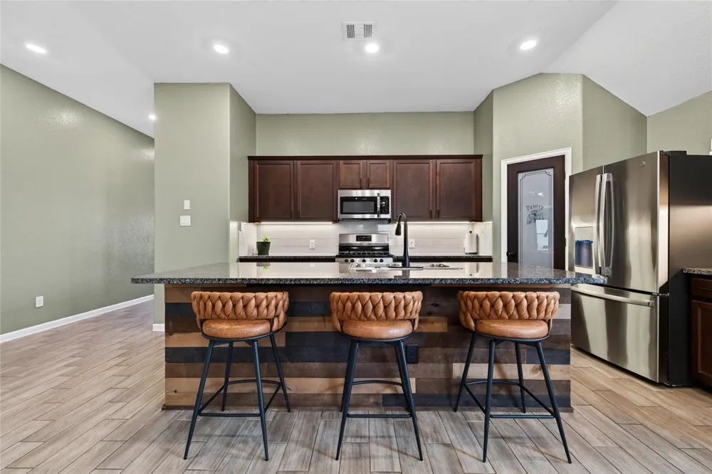 25526 Rancho Espirito Lane Katy, TX 77493