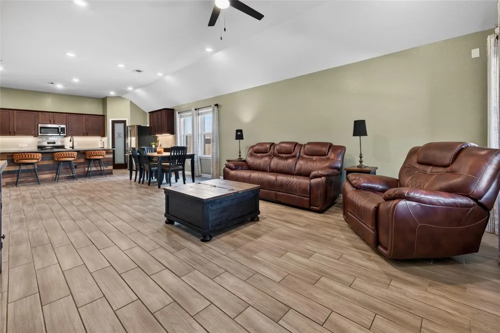 25526 Rancho Espirito Lane Katy, TX 77493