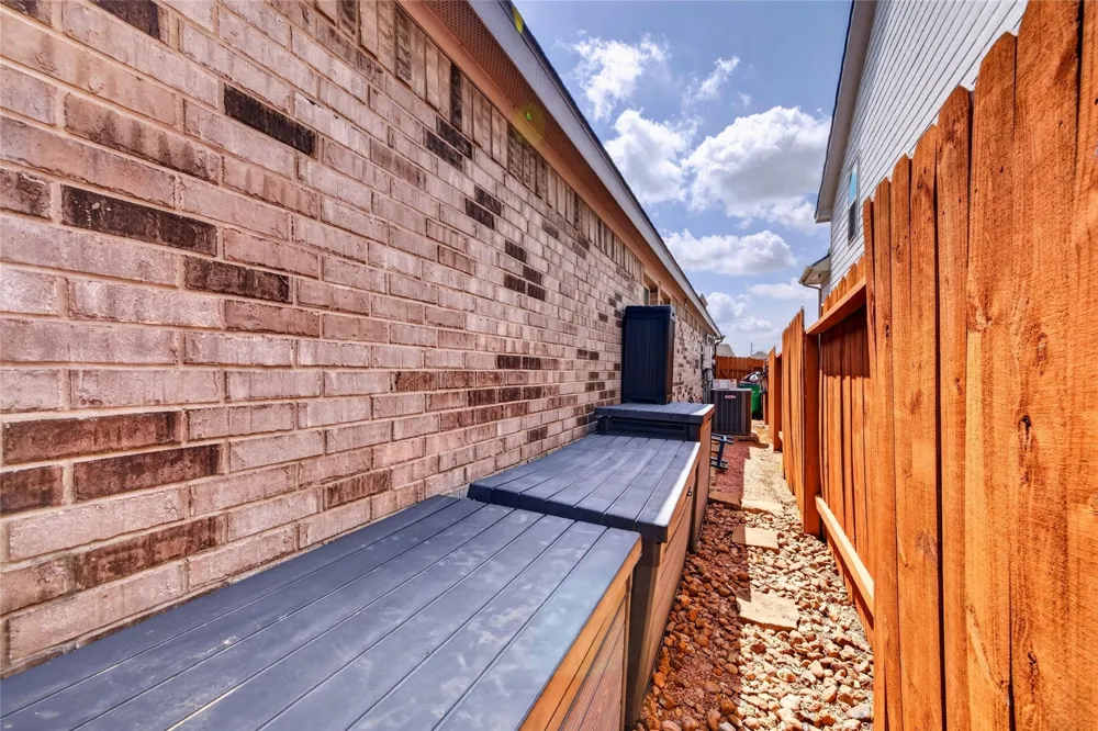 25526 Rancho Espirito Lane Katy, TX 77493