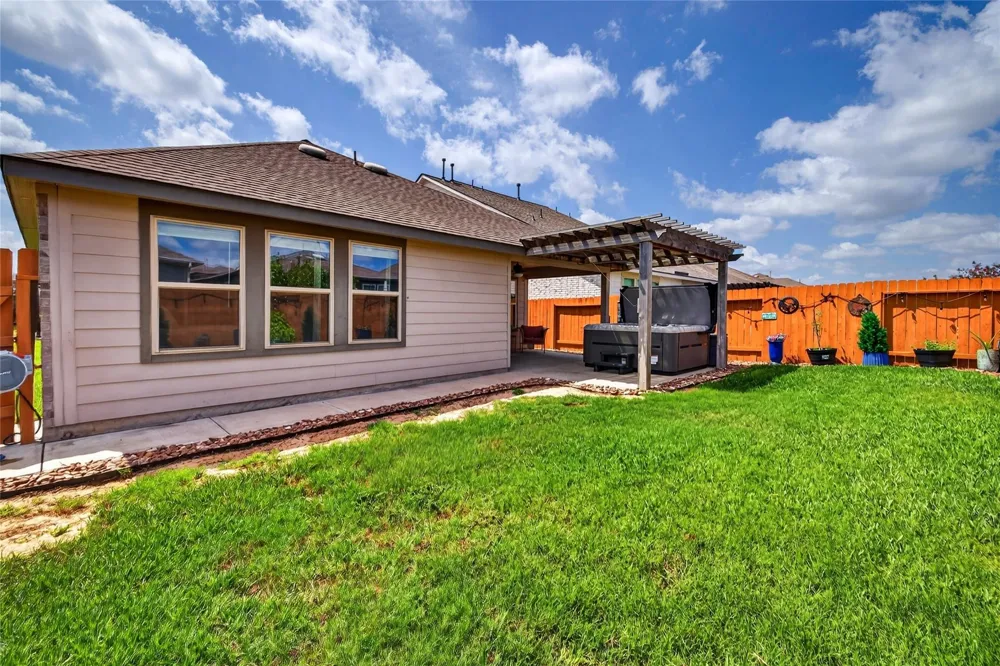 25526 Rancho Espirito Lane Katy, TX 77493