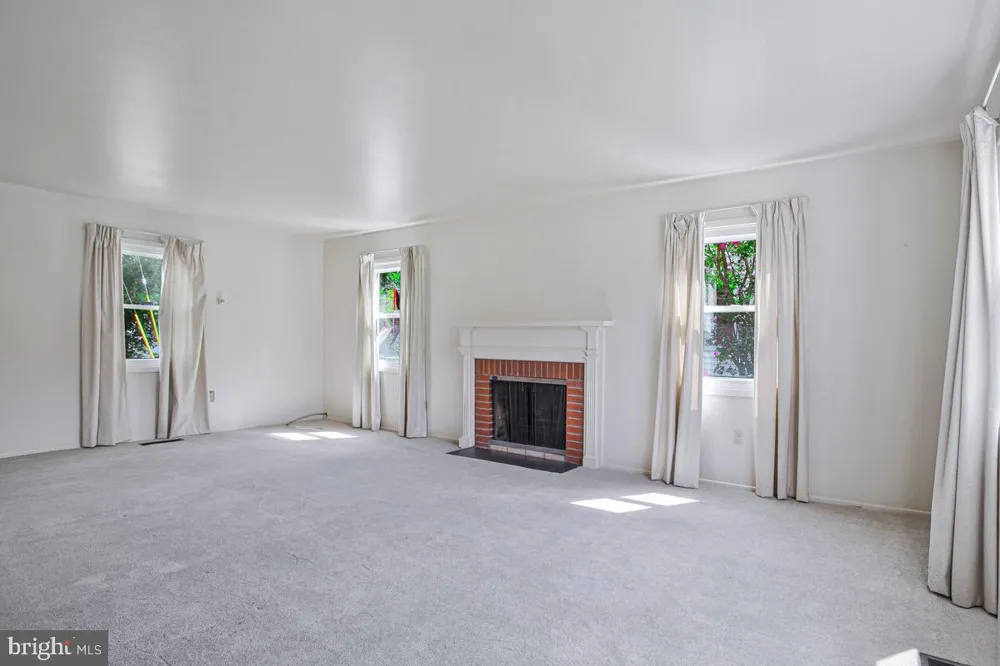 12618 MILLSTREAM DRIVE Bowie, MD 20715