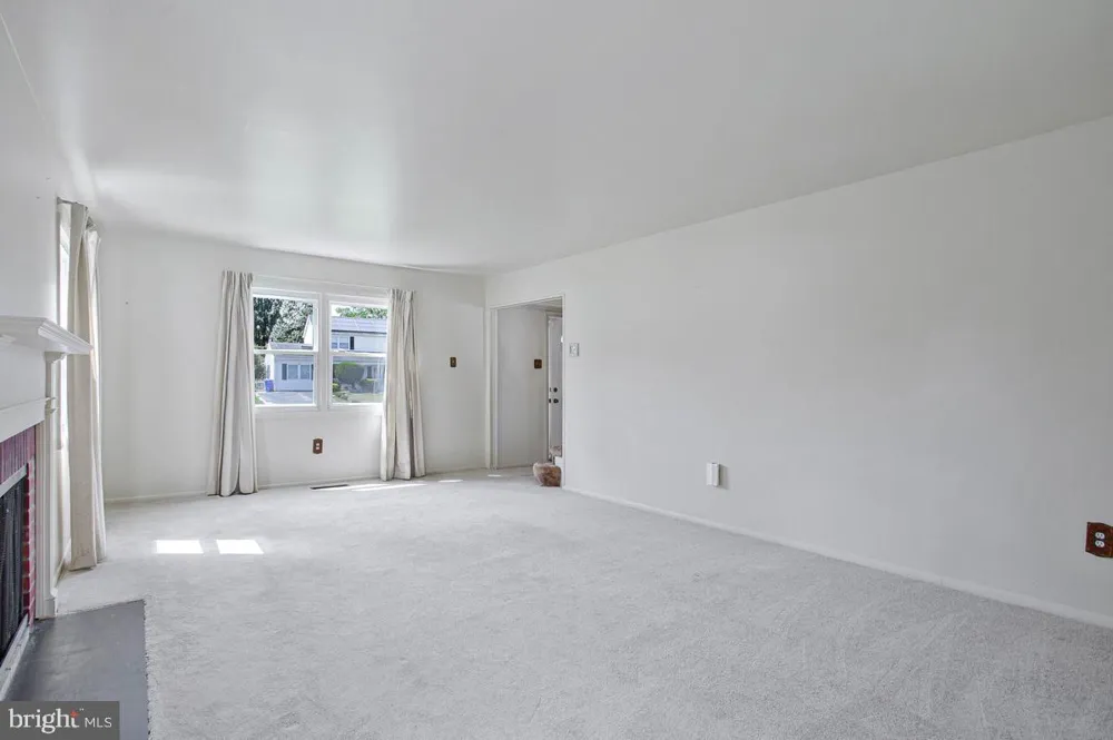12618 MILLSTREAM DRIVE Bowie, MD 20715