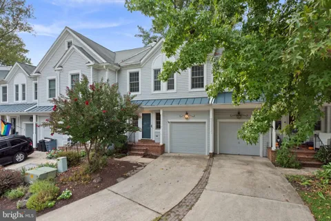 826 CHARLES JAMES CIRCLE