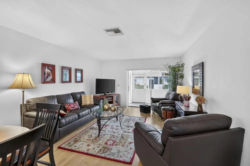 2990 Crosley Drive E #G West Palm Beach, FL 33415