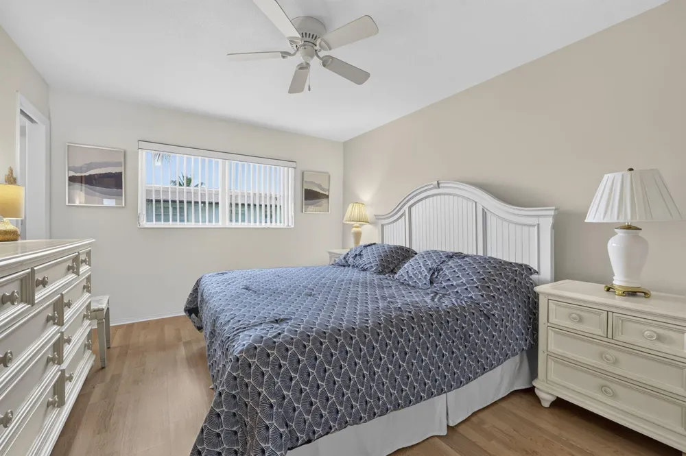 2990 Crosley Drive E #G West Palm Beach, FL 33415