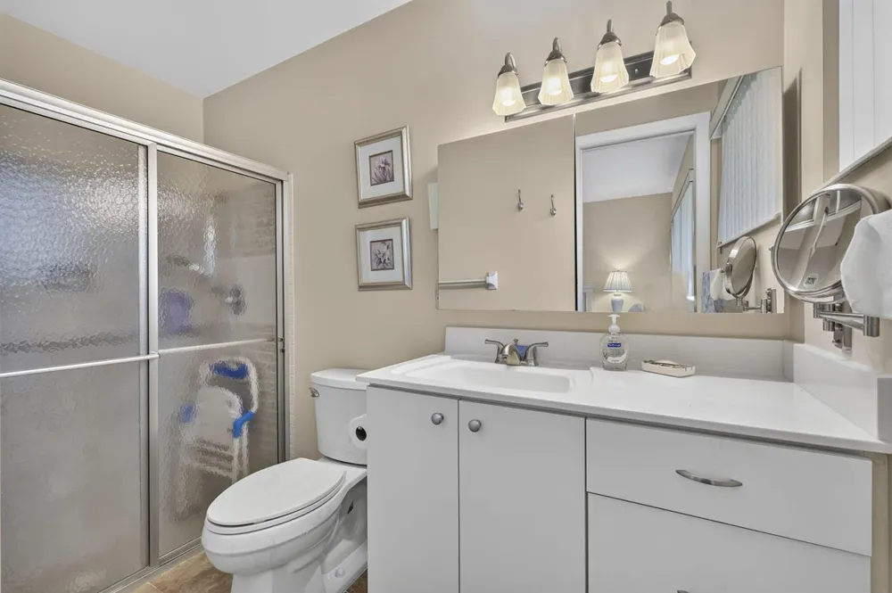 2990 Crosley Drive E #G West Palm Beach, FL 33415