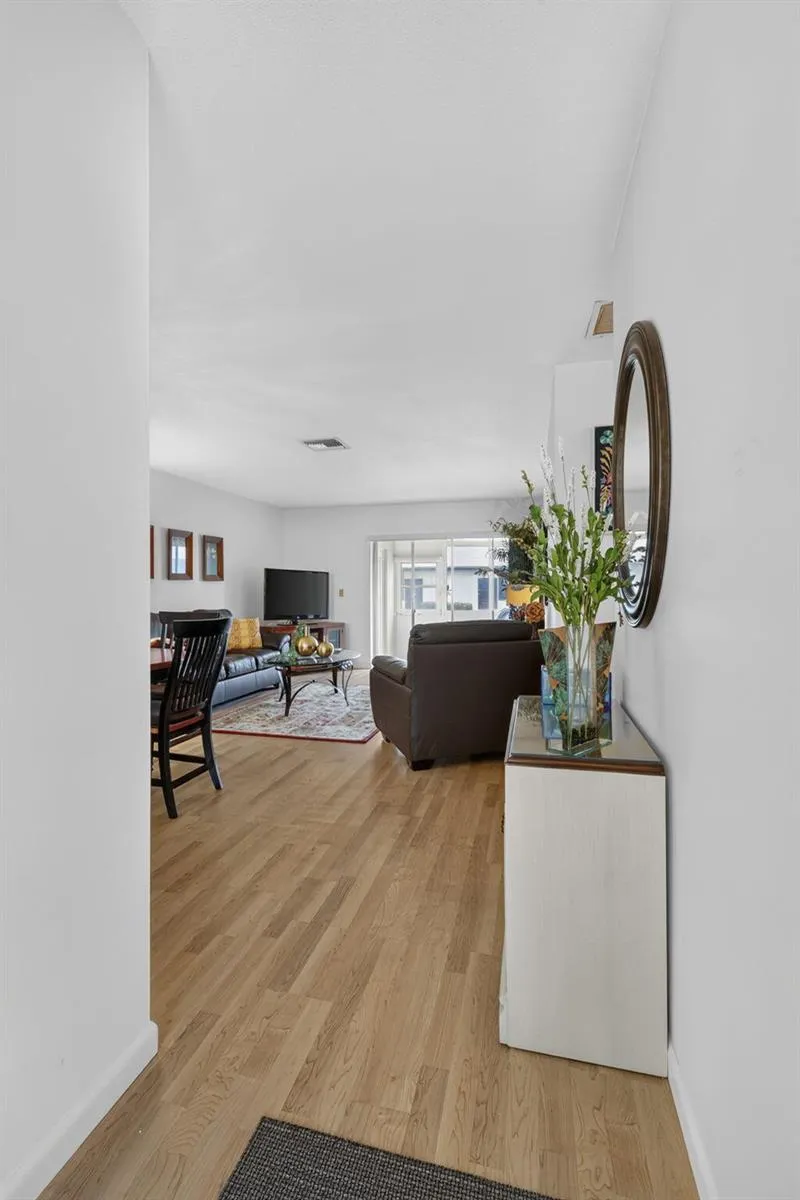 2990 Crosley Drive E #G West Palm Beach, FL 33415
