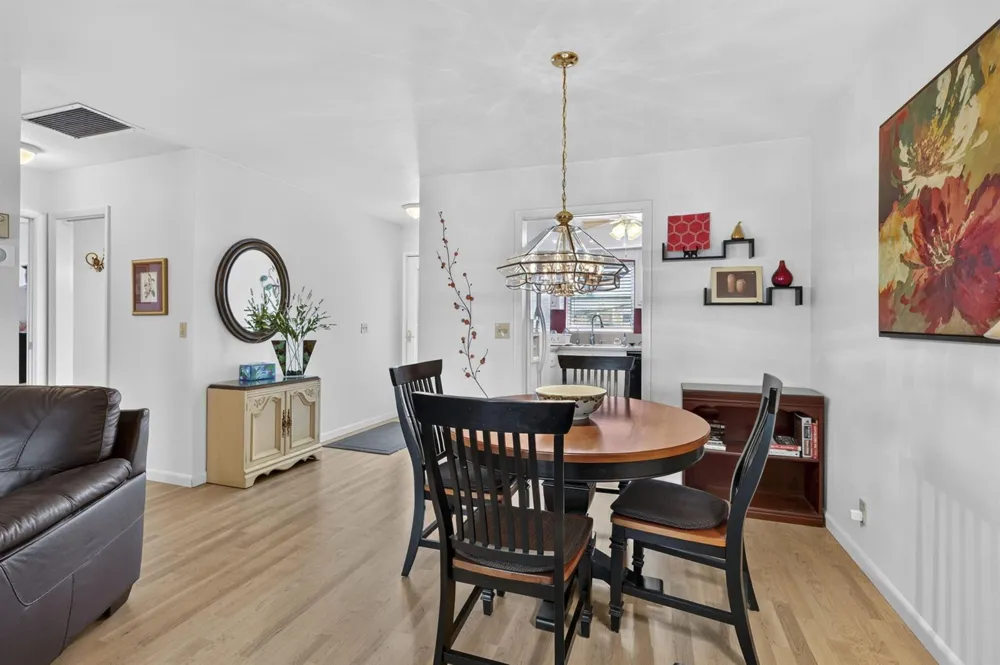 2990 Crosley Drive E #G West Palm Beach, FL 33415