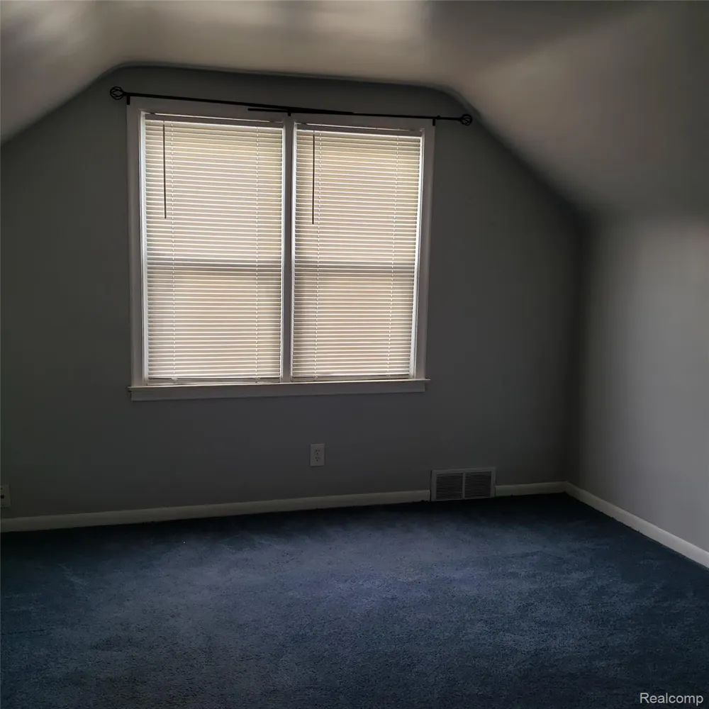2043 Mill Street Lincoln Park City, MI 48146