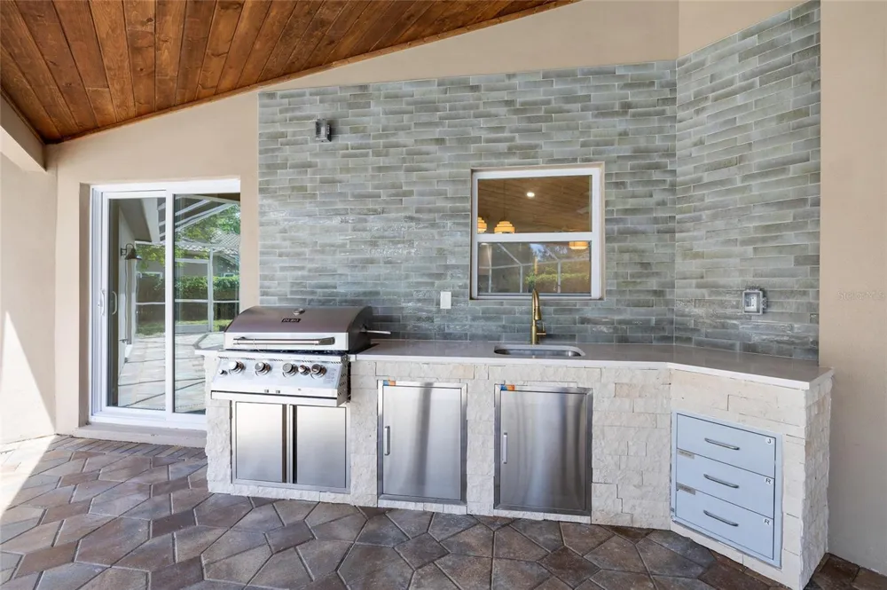 1384 FORESTEDGE BOULEVARD Oldsmar, FL 34677