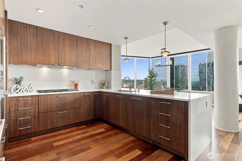 500 106th Avenue NE #3205 Bellevue, WA 98004