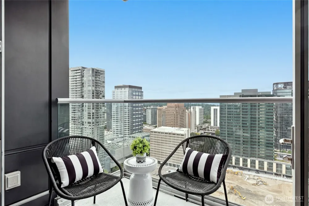 500 106th Avenue NE #3205 Bellevue, WA 98004