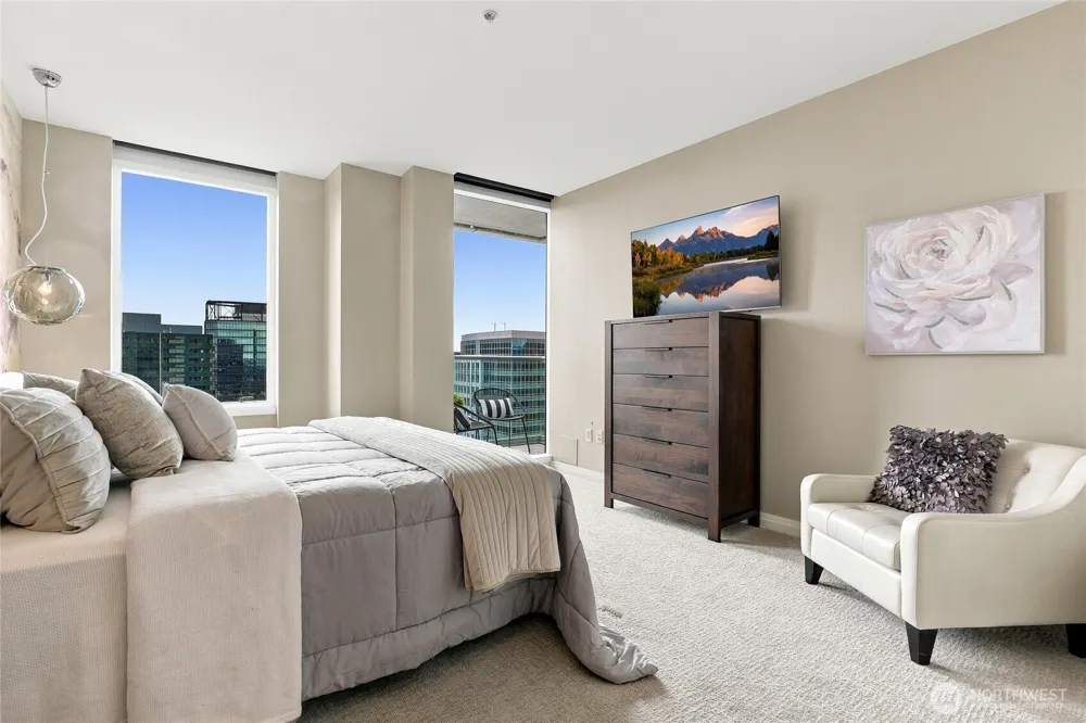 500 106th Avenue NE #3205 Bellevue, WA 98004