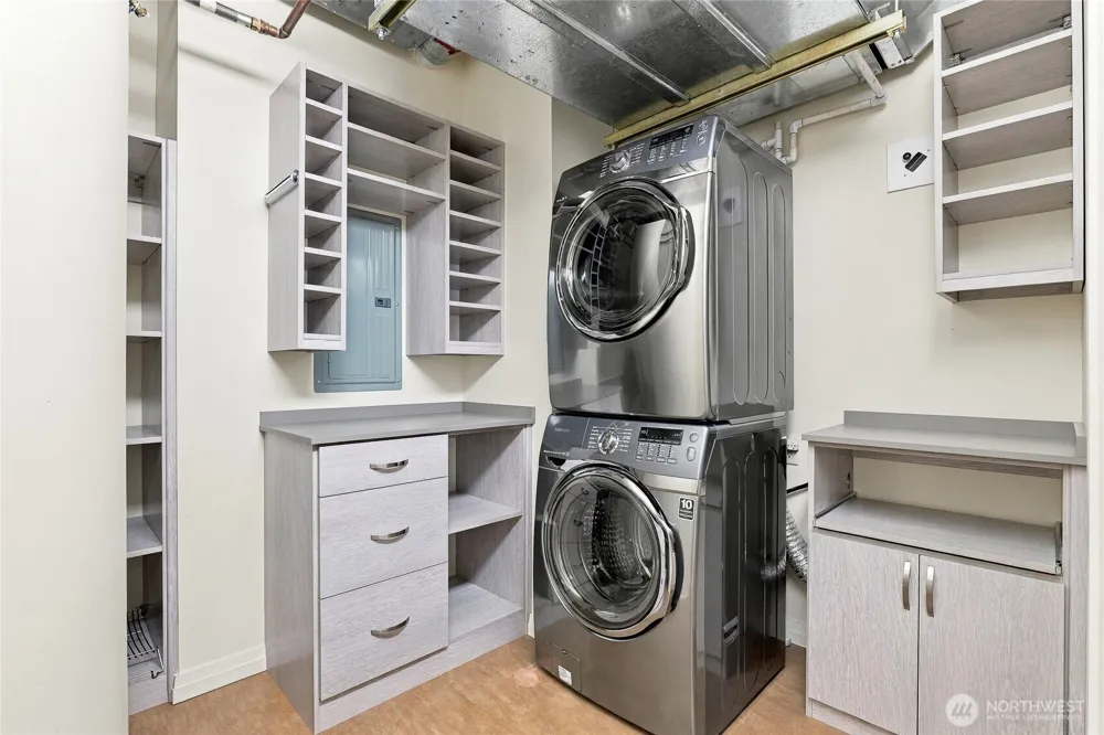 500 106th Avenue NE #3205 Bellevue, WA 98004