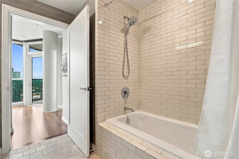 500 106th Avenue NE #3205 Bellevue, WA 98004