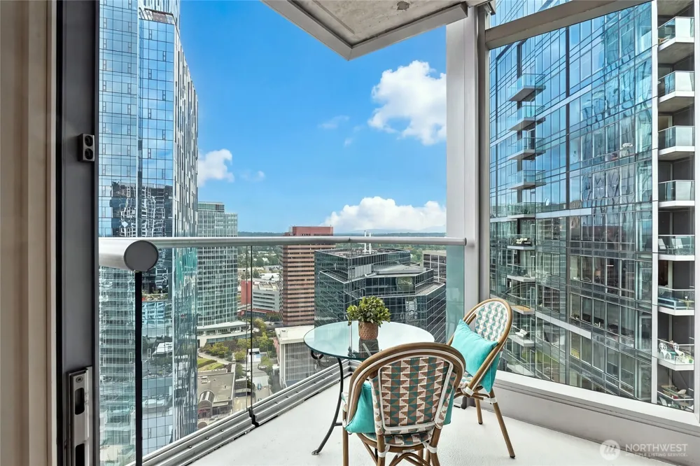 500 106th Avenue NE #3205 Bellevue, WA 98004