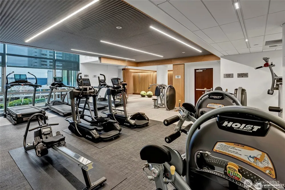 500 106th Avenue NE #3205 Bellevue, WA 98004