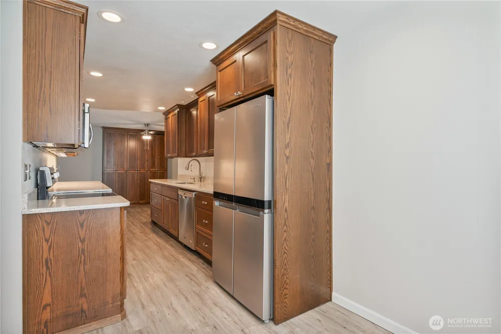 3612 Ocean Beach Highway Longview, WA 98632
