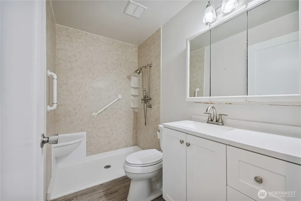 3612 Ocean Beach Highway Longview, WA 98632