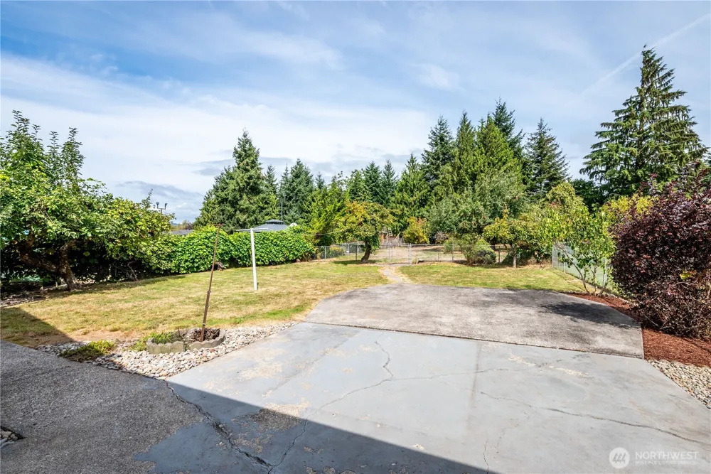 3612 Ocean Beach Highway Longview, WA 98632