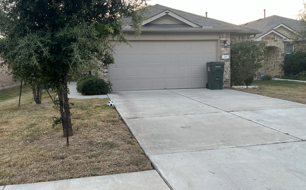 216 Frederick Drive Georgetown, TX 78626
