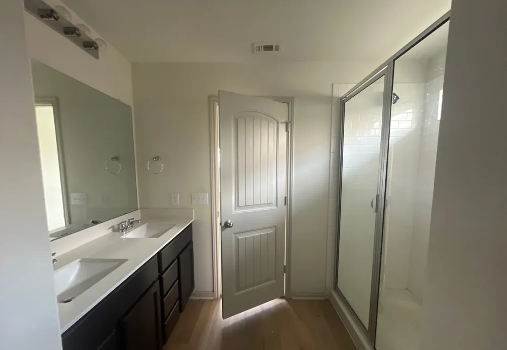 216 Frederick Drive Georgetown, TX 78626