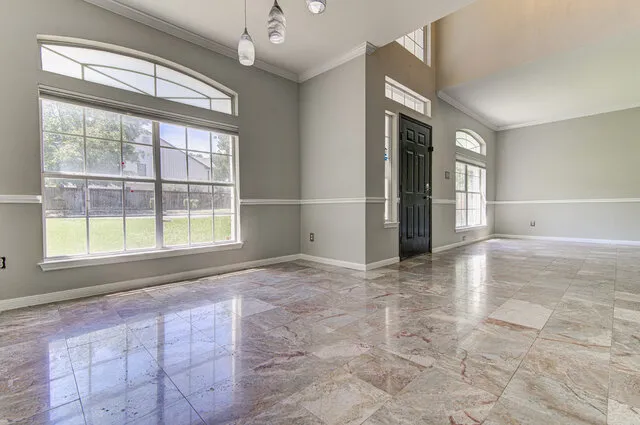 1717 Apache Trail Round Rock, TX 78665