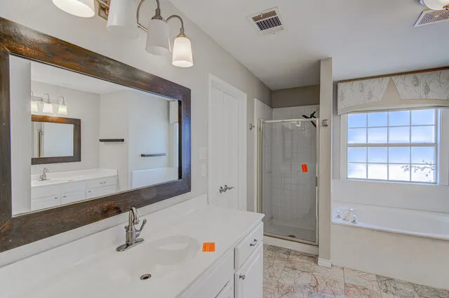 1717 Apache Trail Round Rock, TX 78665