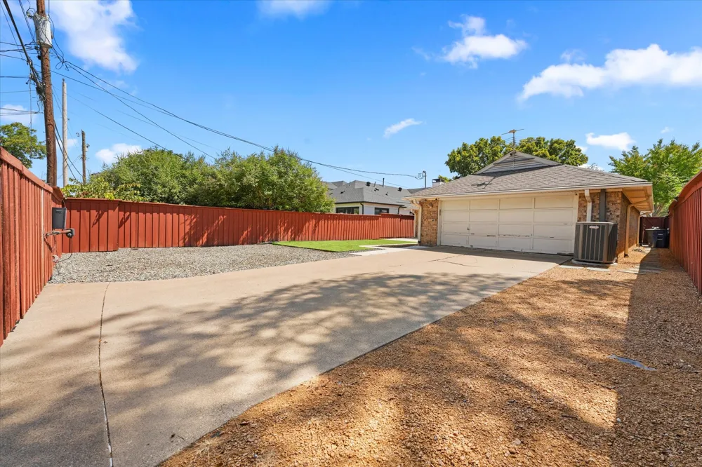 5927 Vickery Boulevard Dallas, TX 75206