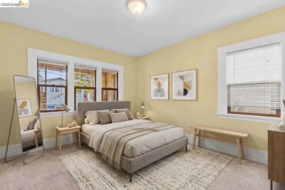 3275 Hyde Oakland, CA 94601