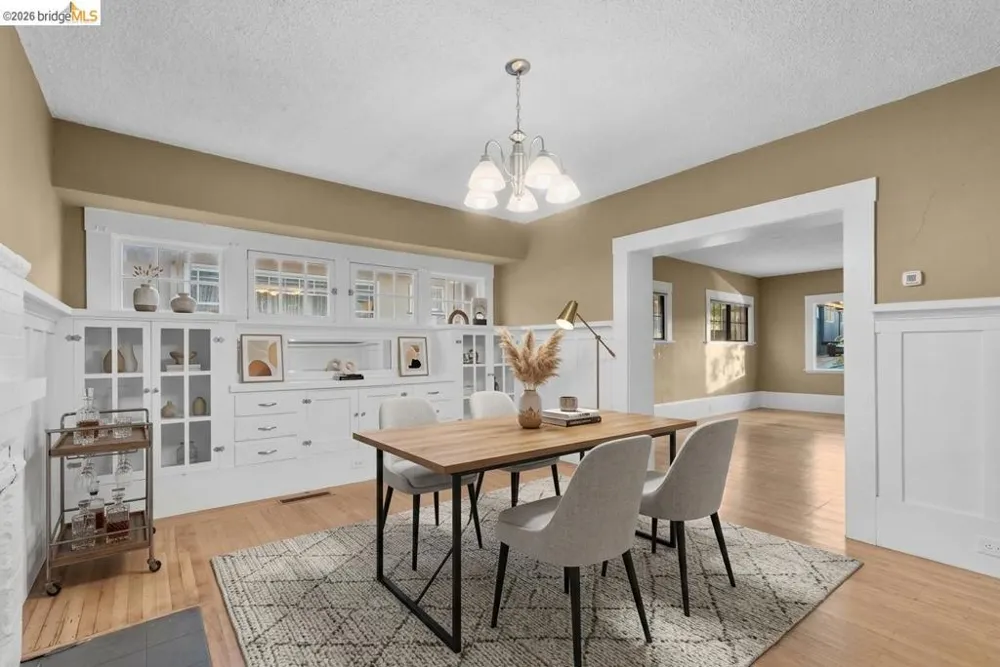 3275 Hyde Oakland, CA 94601