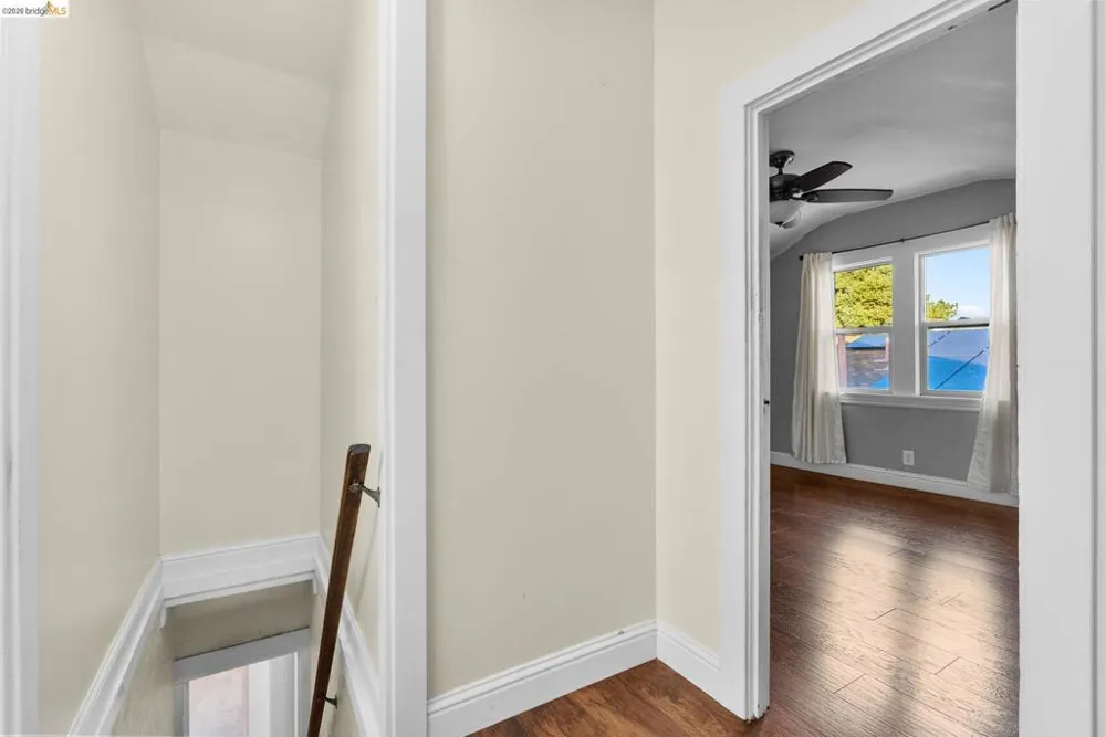 3275 Hyde Oakland, CA 94601