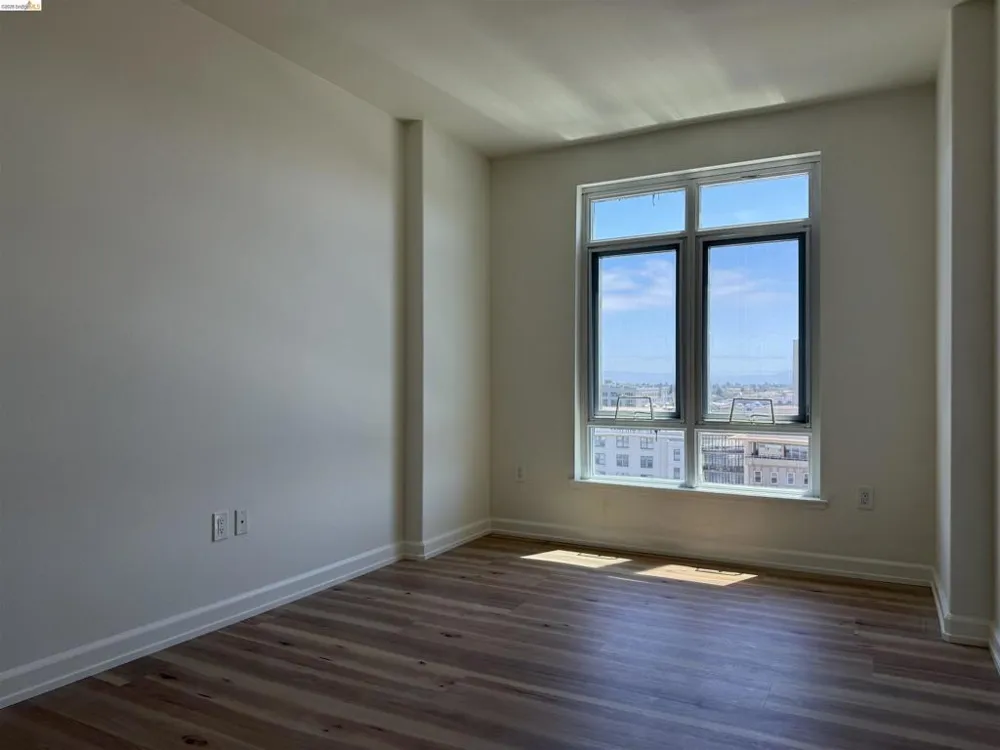 423 7Th St #607 Oakland, CA 94607