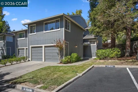 244 Hillcrest Ct