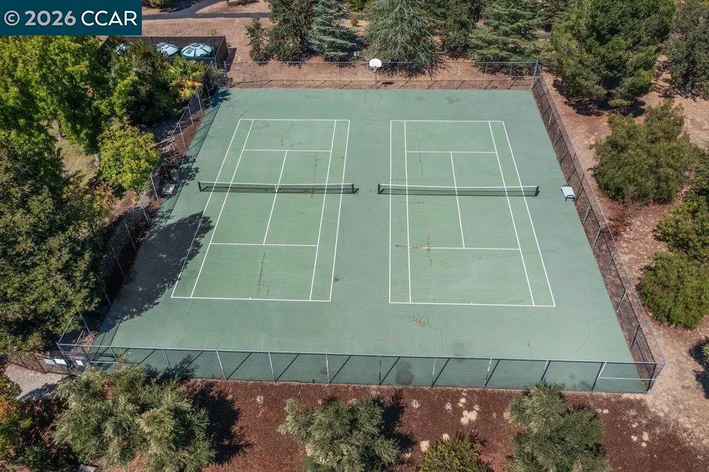 244 Hillcrest Ct Pleasant Hill, CA 94523