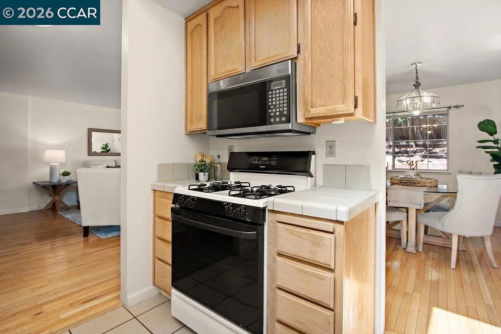 244 Hillcrest Ct Pleasant Hill, CA 94523