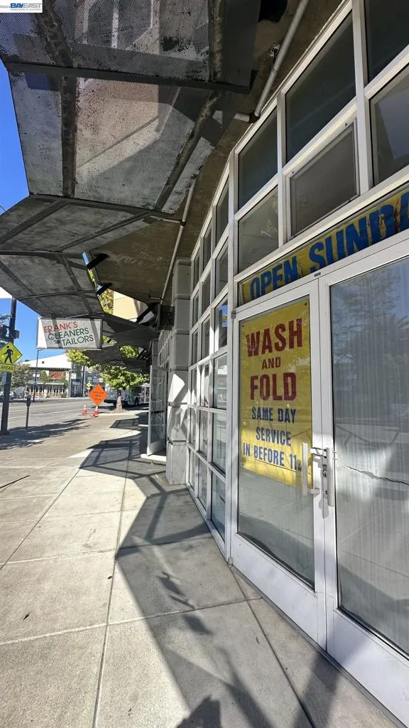 2615 Telegraph Ave Berkeley, CA 94704