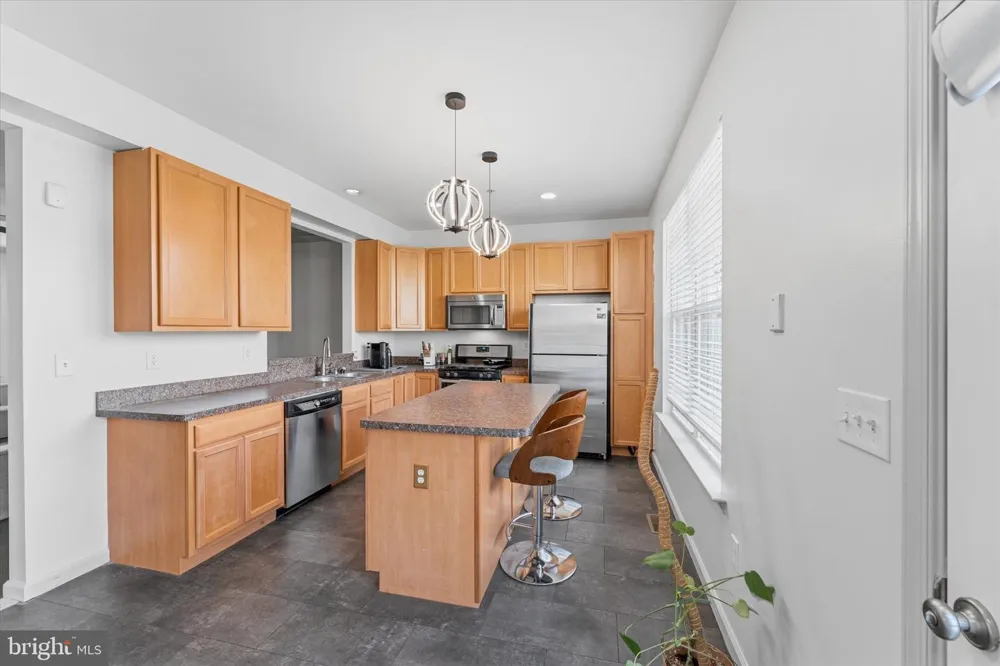 239 BUCKEYE CIRCLE La Plata, MD 20646