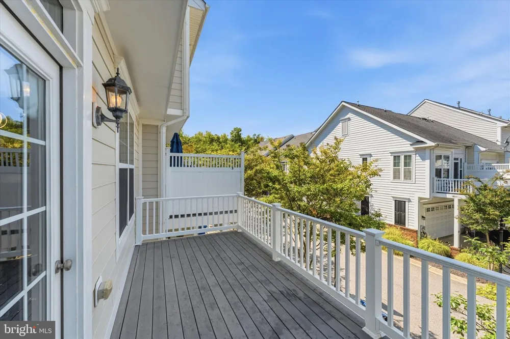 239 BUCKEYE CIRCLE La Plata, MD 20646